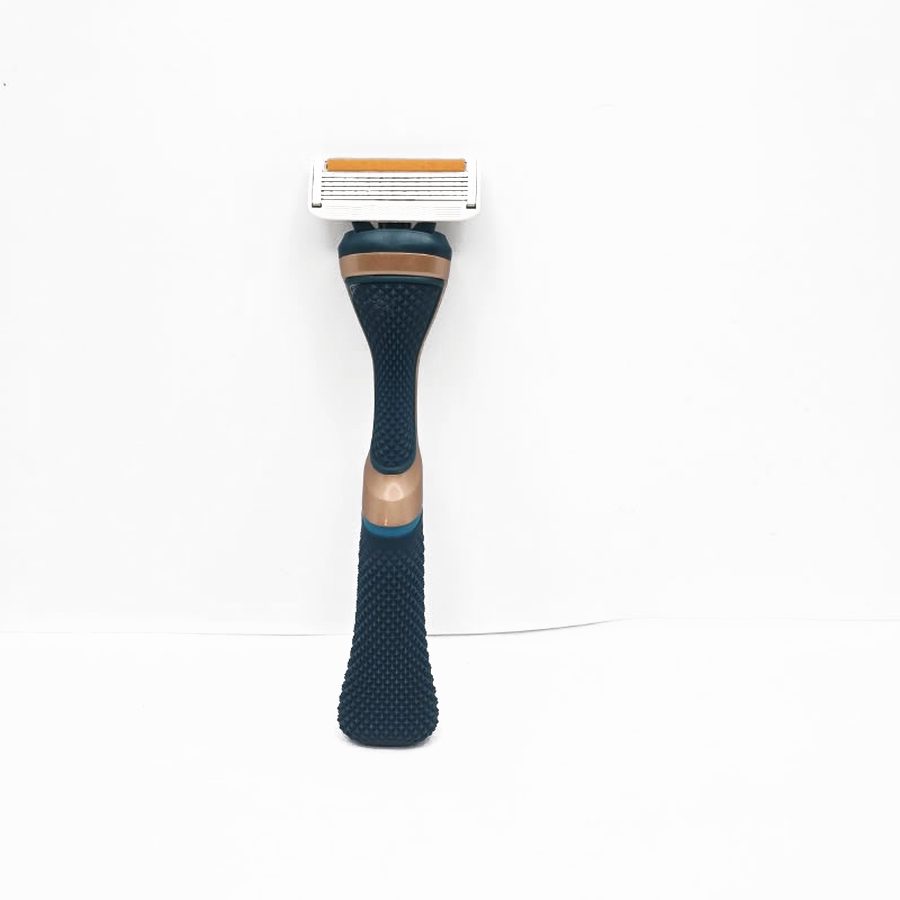 My complete Dollar Shave Club razor: the handle with a 6 blade cartridge attached